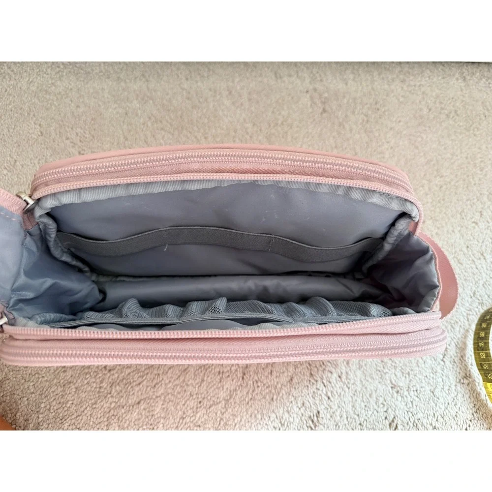 Bagsmart travel toiletry